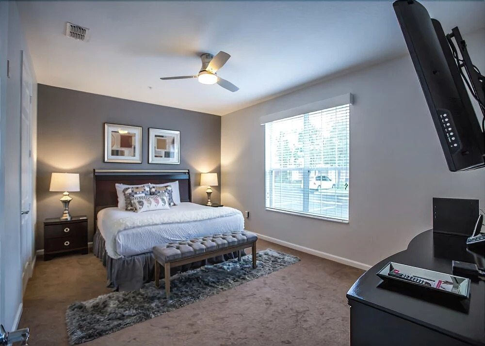 5037 Shoreway Loop #108