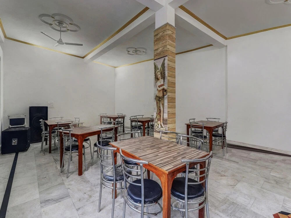 OYO 24635 Hotel Rudransh
