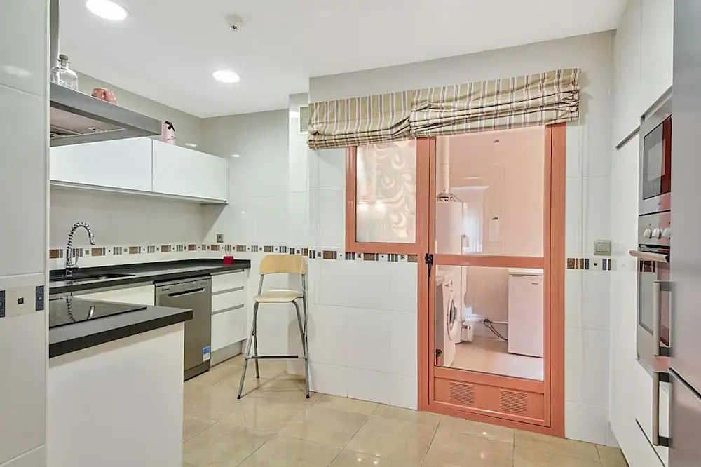 Sea view terrace apartment wifi parking