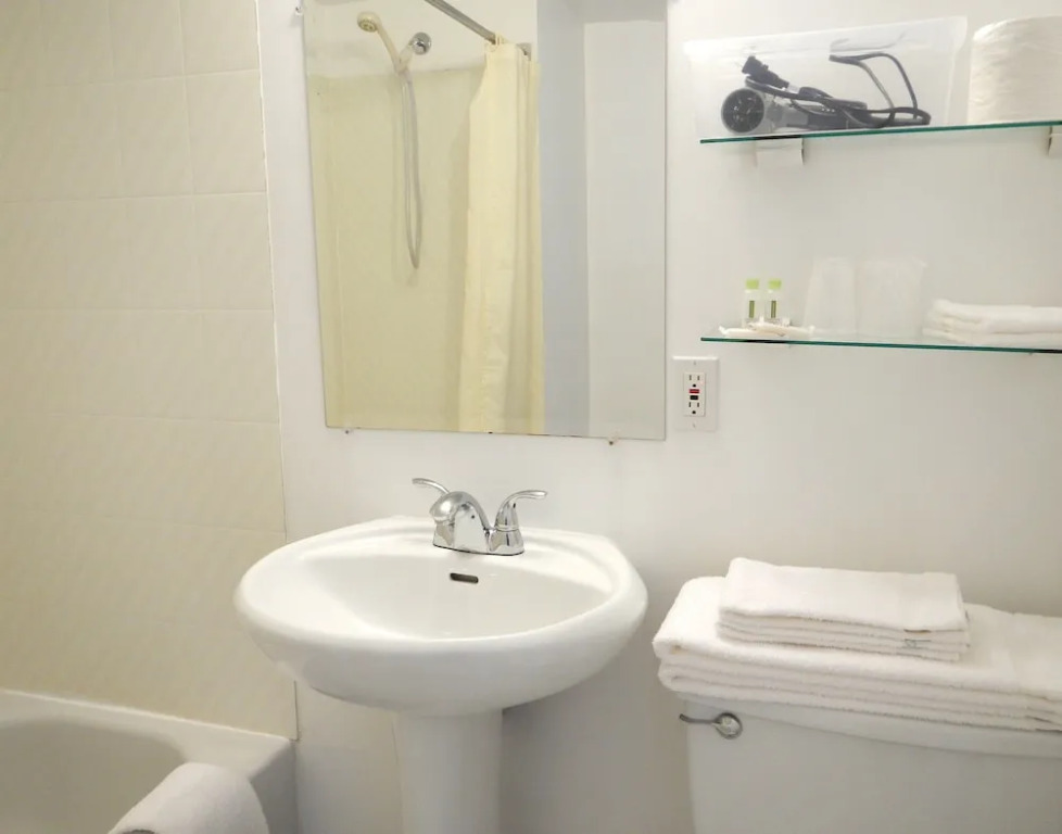 Mayfair Motel