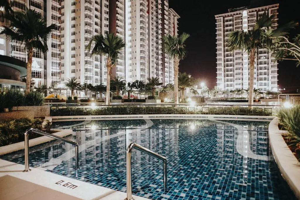 SINGGAH Putrajaya - 3 Bedrooms with Pool and KL View