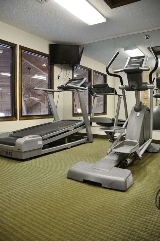 Country Hearth Inn & Suites - Kenton