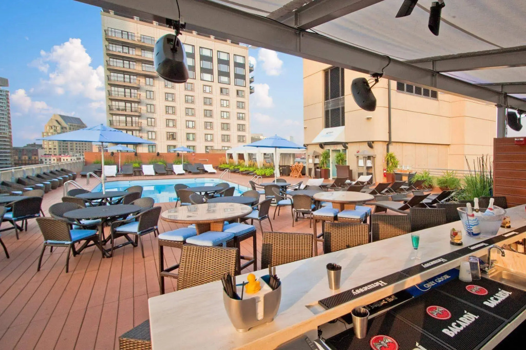 The Colonnade Hotel
