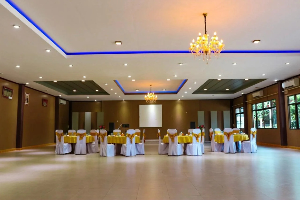 Friendship Hotel