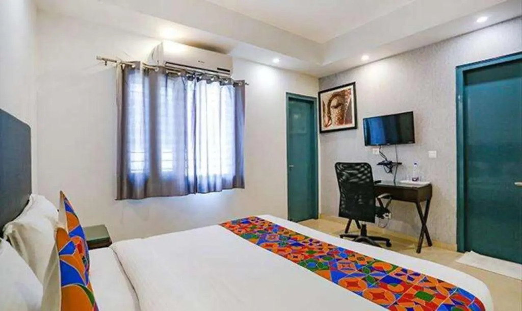 Fabhotel Golf Luxury