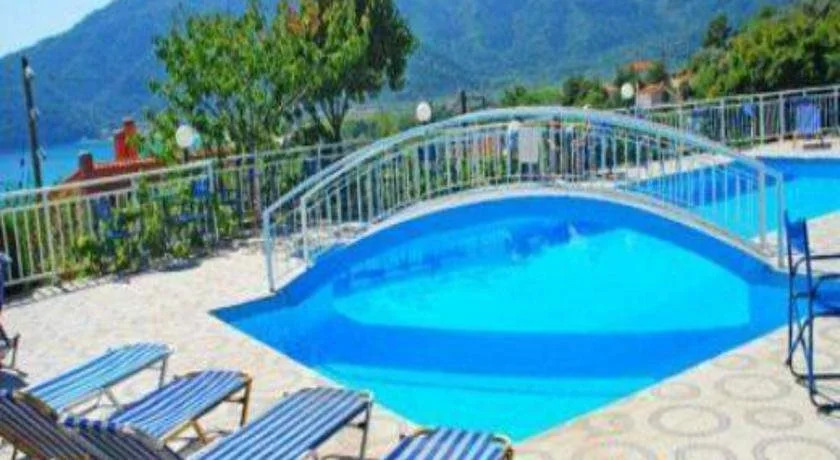 Hotel Emerald and Suites