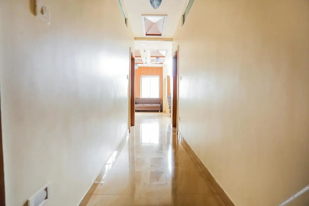 Hotel Shri Hari By OYO Rooms