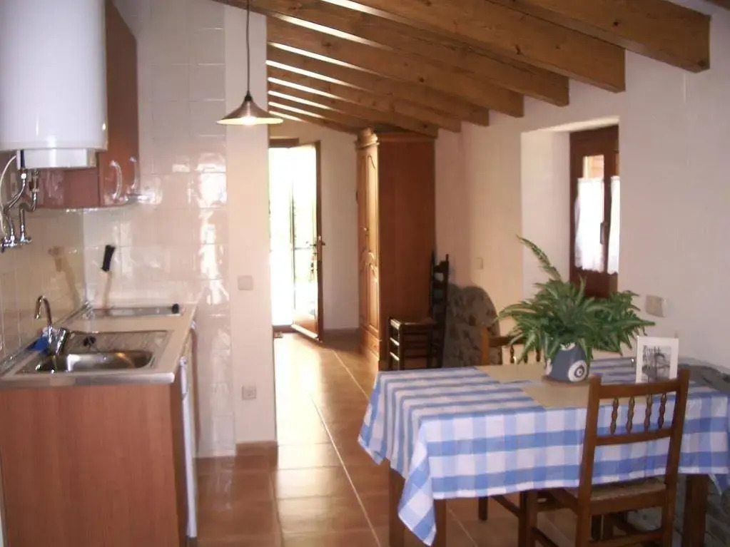 Apartaments Turistics Cal Ferrer