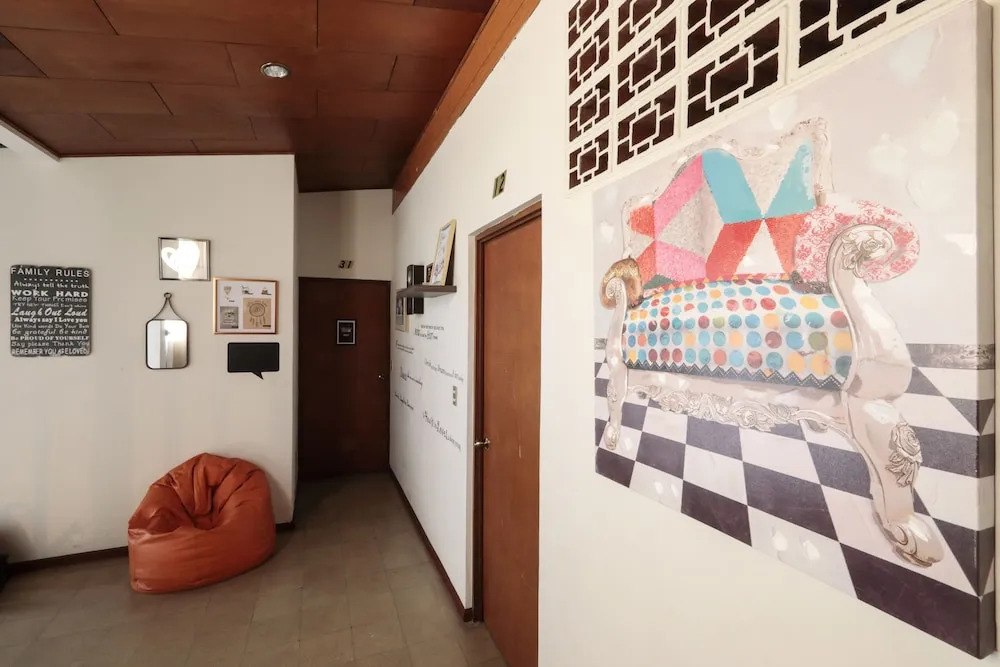 Hostal San Benito - Zona Rosa