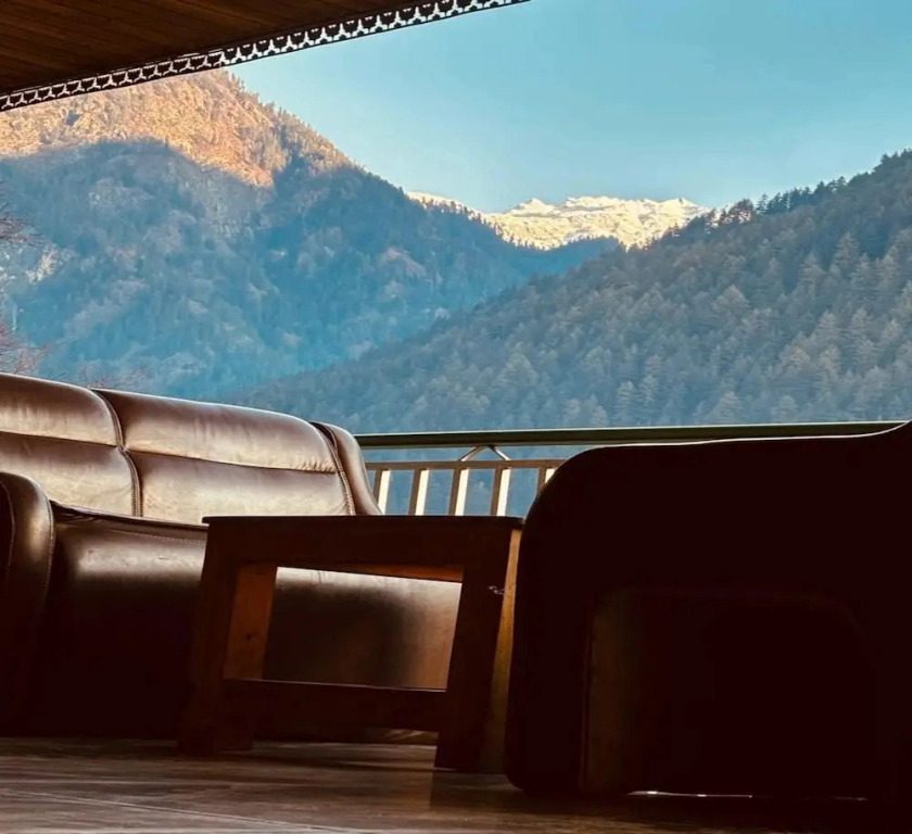 Fusion Guest House And Cafe