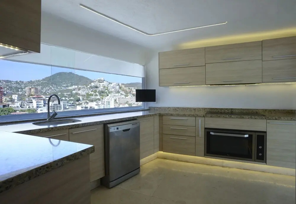Luxurious Oceanfront Penthouse with Private Pool