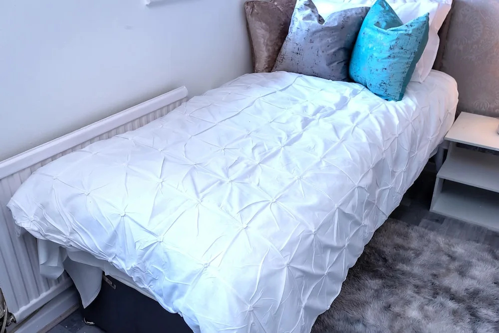 I Love London! A Stunning 2 Bed Home Sleeps 1-3!