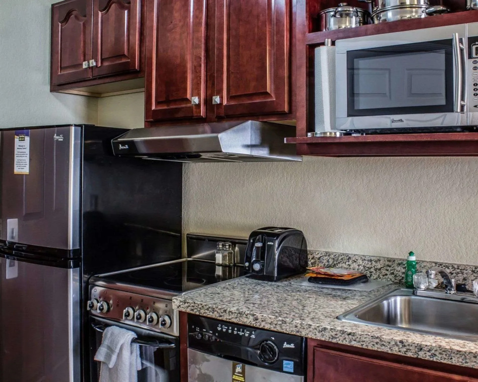 MainStay Suites Coralville - Iowa City