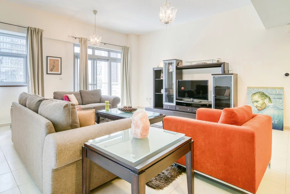 Executive Towers Amazing 1BR Onsite Pool Business bay