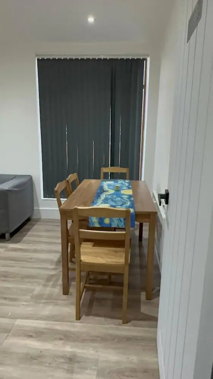 London 1 bed Luxe Flat Ilford Beautiful