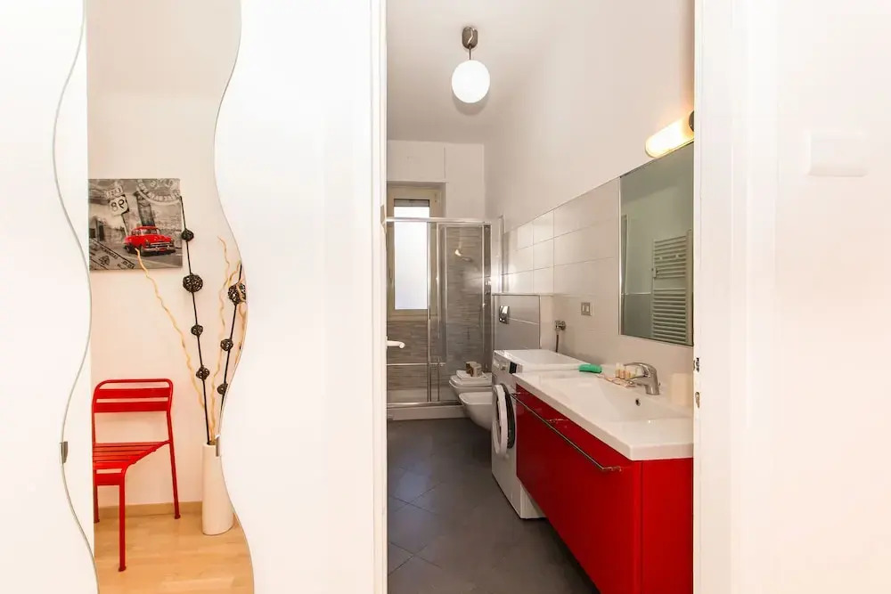 Mm Dante Colorful Apartment