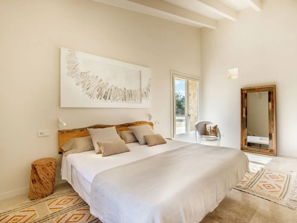 Engaging Villa in St Llorenç des Cardassar with Swimming Pool
