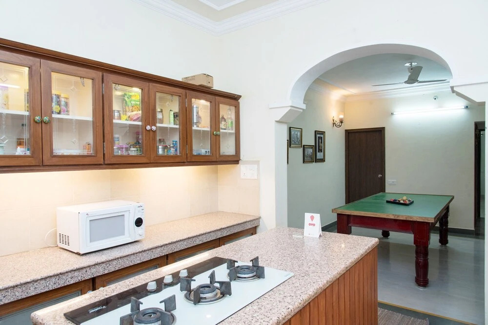 OYO 10949 Home Mount View 3BHK Villa Goverdhan Vilas