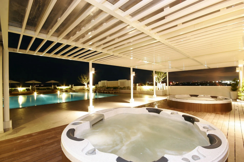 Kameo Grand Rayong Hotel & Serviced Apartments