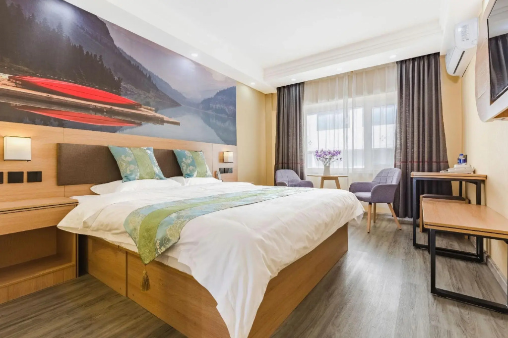 Shankee Hotel (Yalu River Bridge Scenic Area Dandong Station)