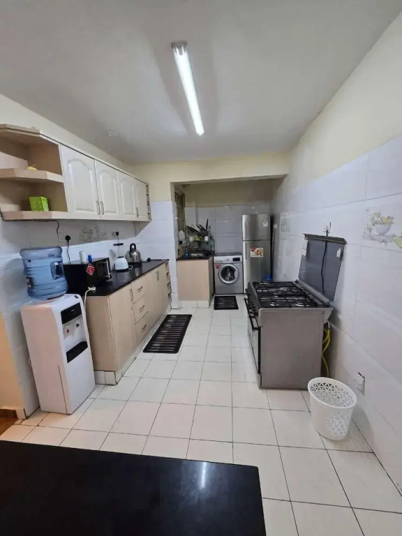 Lux Suites Astrol Apartments Garden City