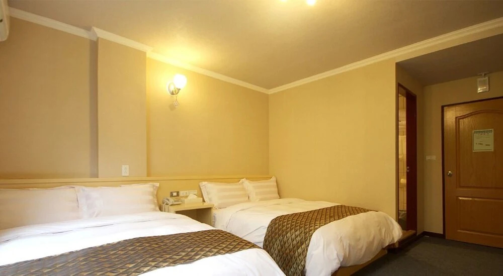 Songlin Holiday Homestay