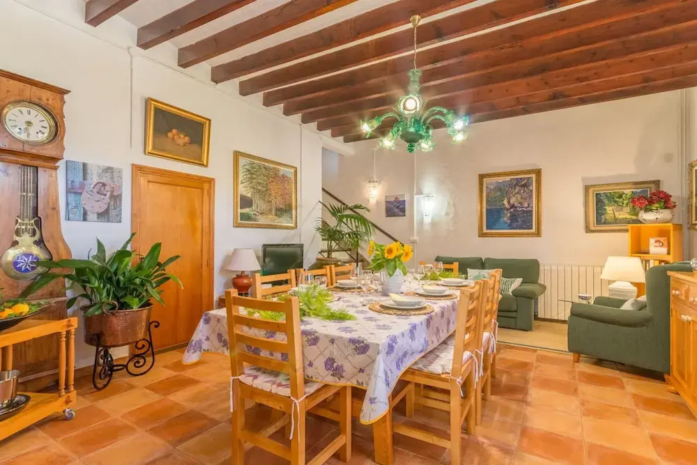 Charming Country House in Esporlas