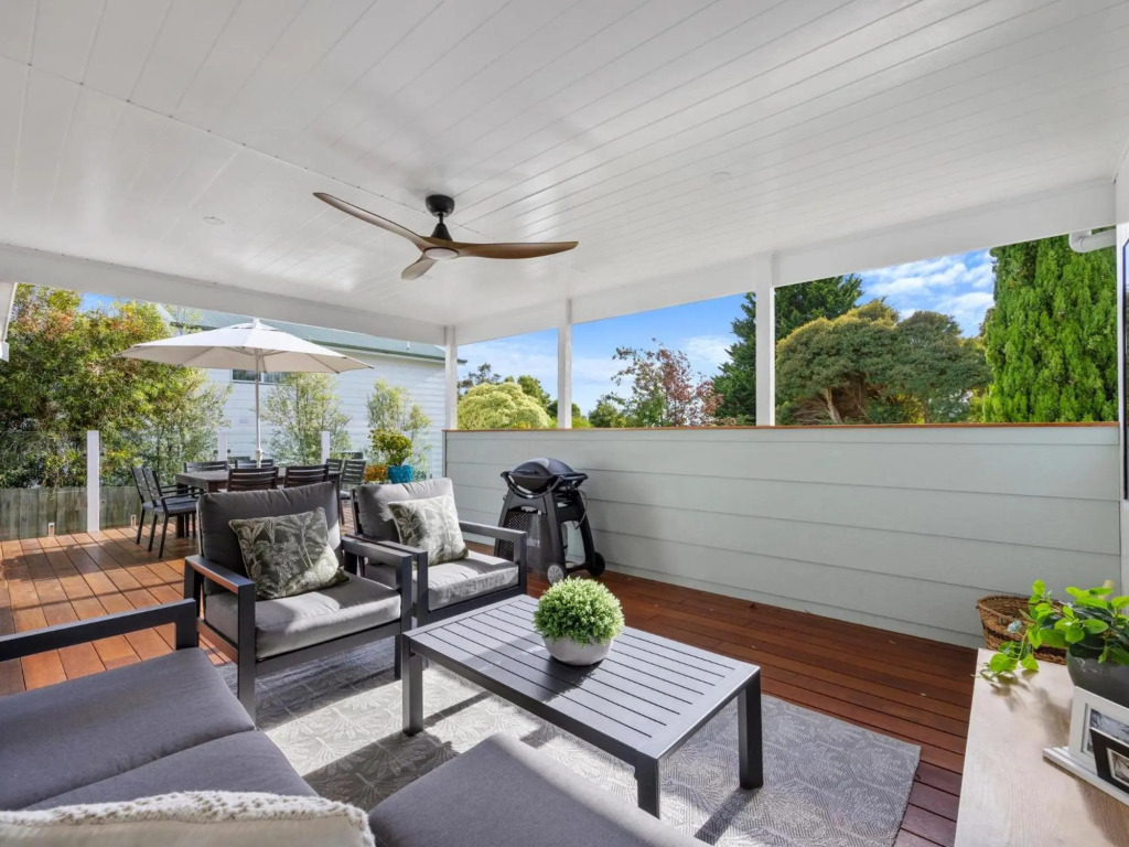 31 Seascape Ave, Cowes