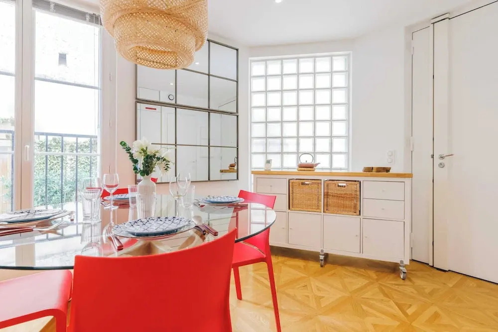 Apartment 1 BDR /4P 16th Near Trocadaro