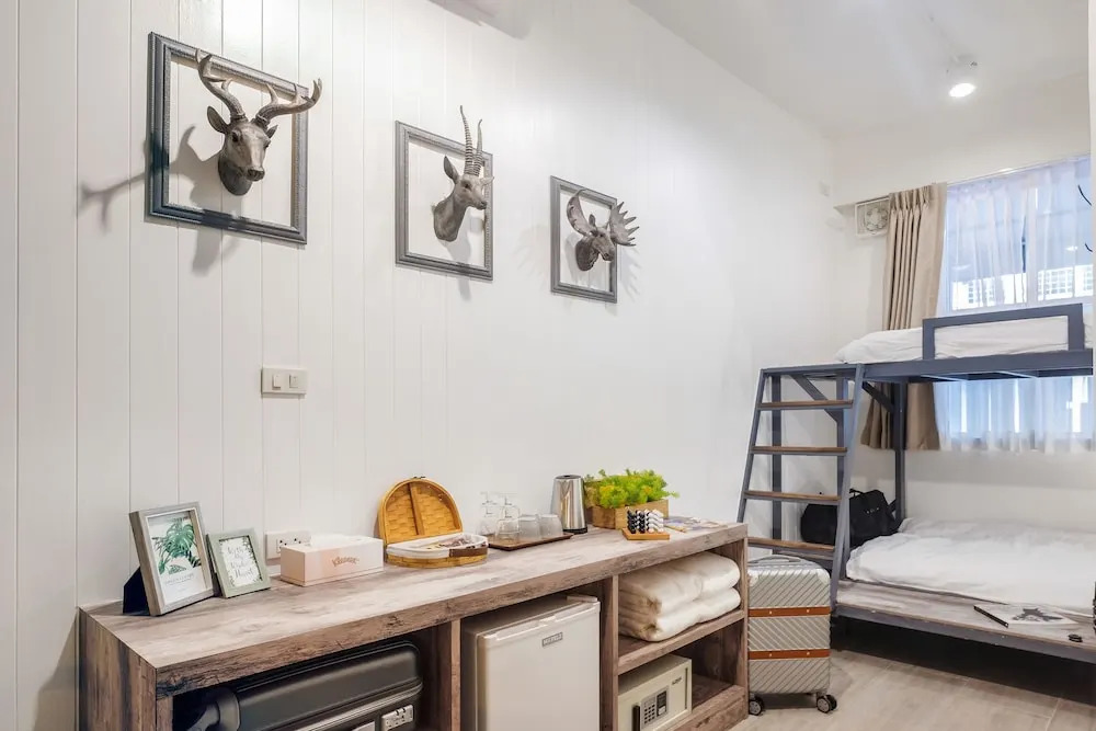 Hide and Seek Boutique Hometel