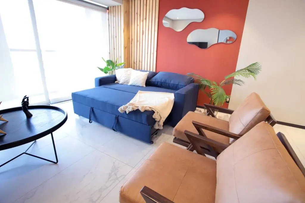 SkyPool Premium apartment in downtown with gym