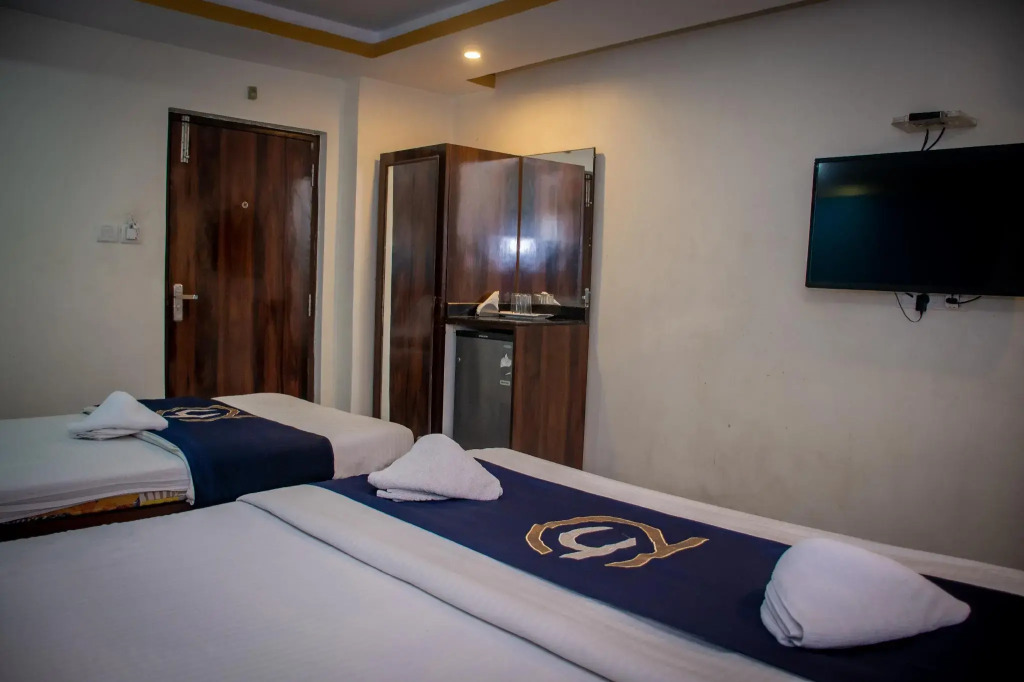 Hotel Platinum