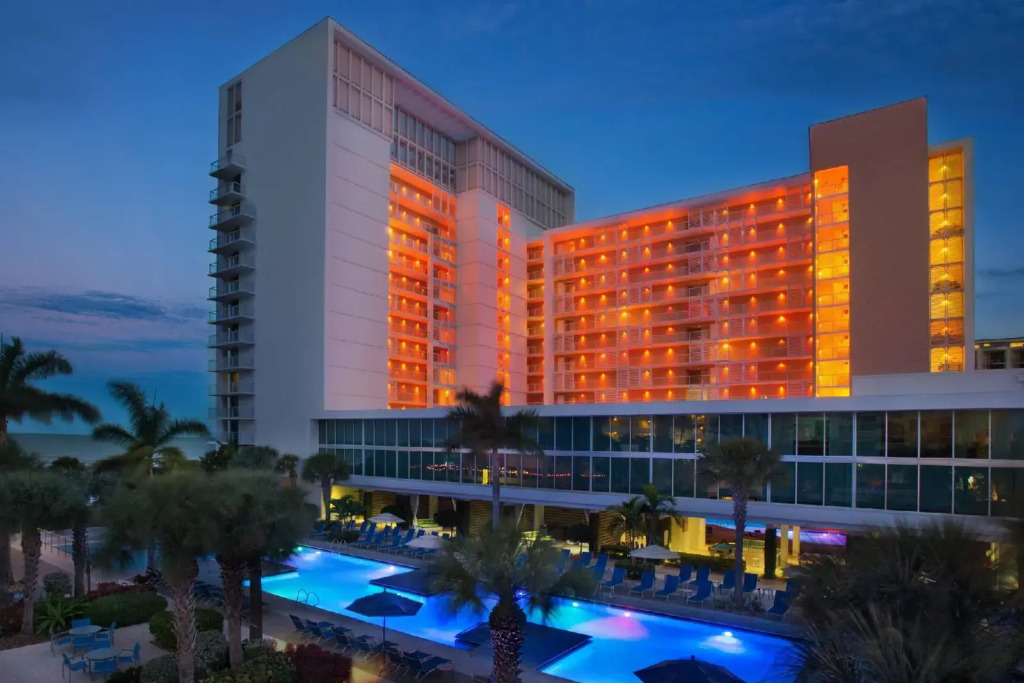 Marriotts Crystal Shores