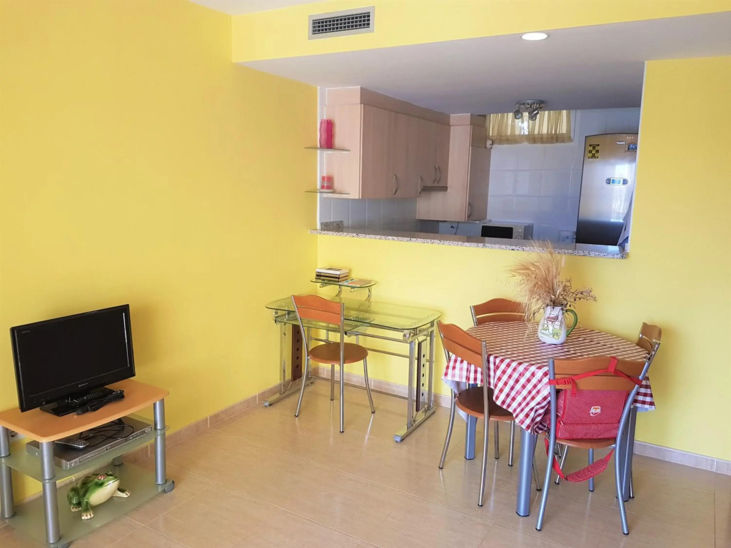 Magnífico apartamento junto al canal principal.