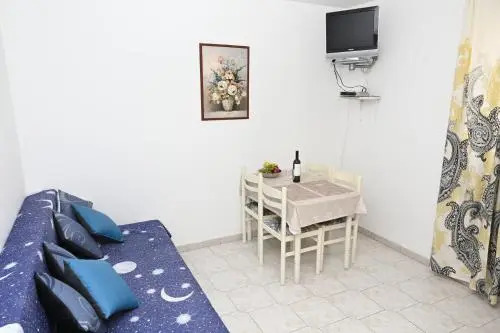 Apartments Miljević Bol