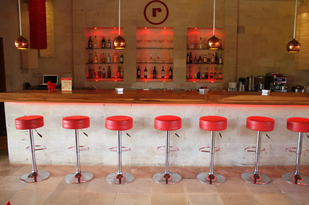 Rouge Bali - Lounge Bar, Villas & Spa