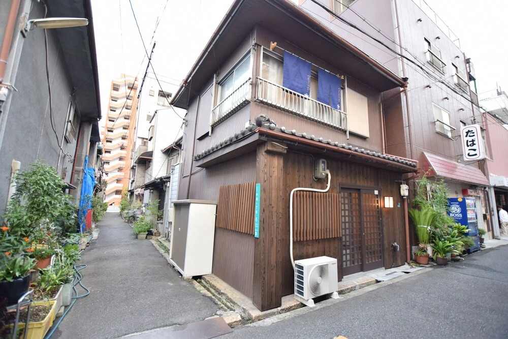 Morinomiya House