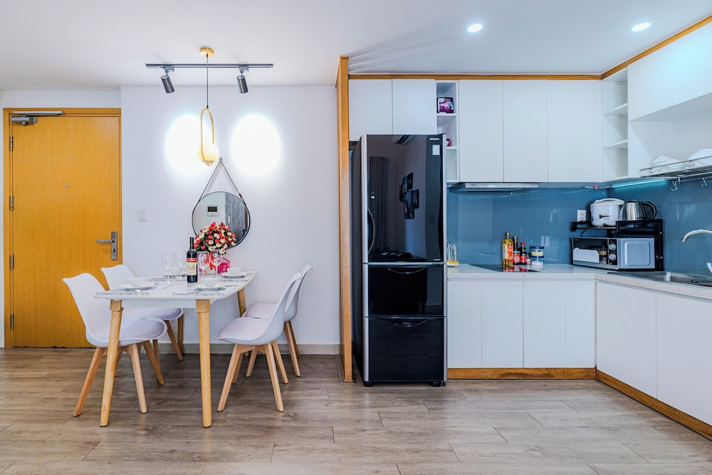 MASTERI Premier Residence