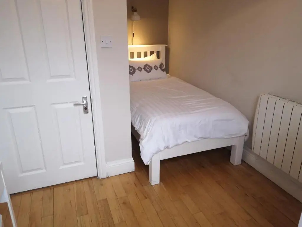 Shaw Suite