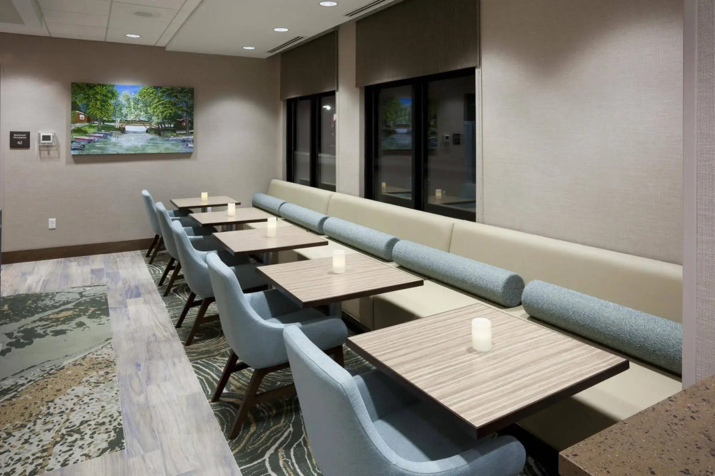 Hampton Inn Spicer Marina Area