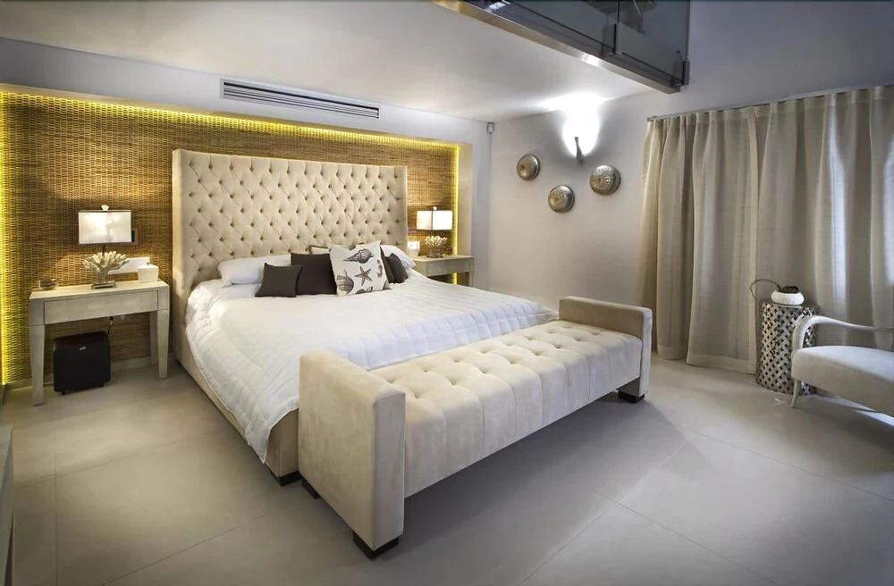 Total Opulence on the Beach, Huge Heated Pool, Sunken Bar, Sound System Throughout, VIP Service
