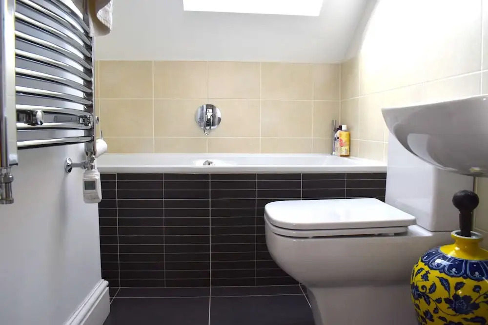 Modern Family Home In Earlsfield