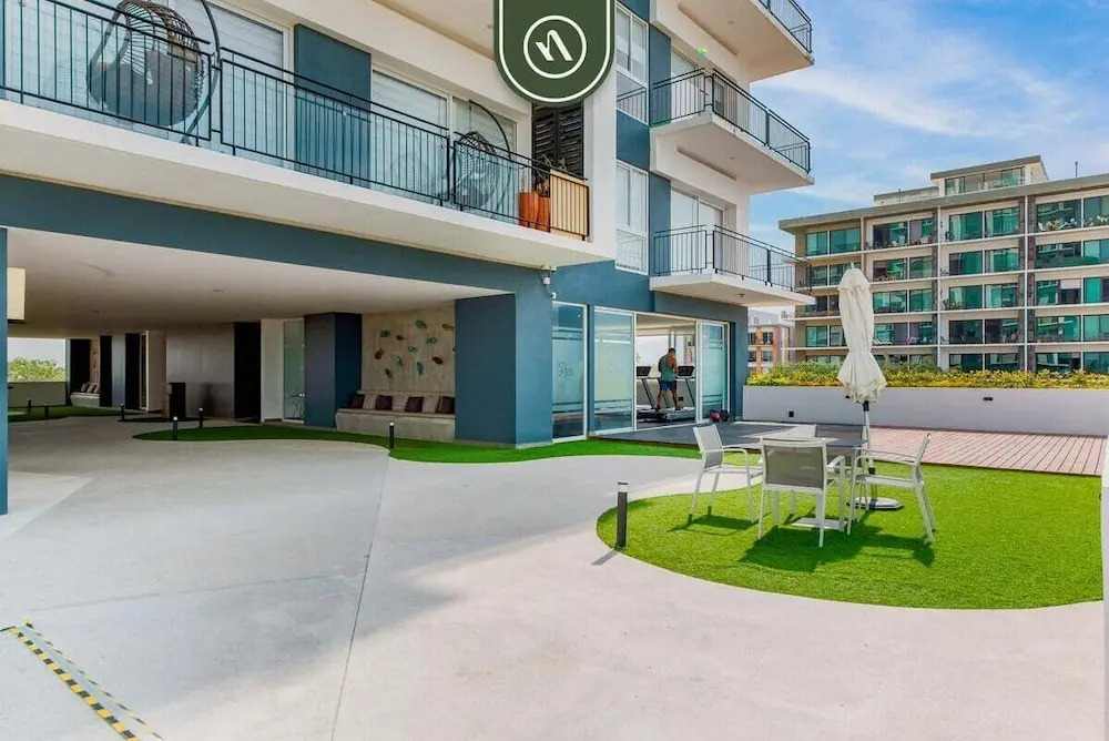 Equipped 1BR Condo With Private Balcony - Pool