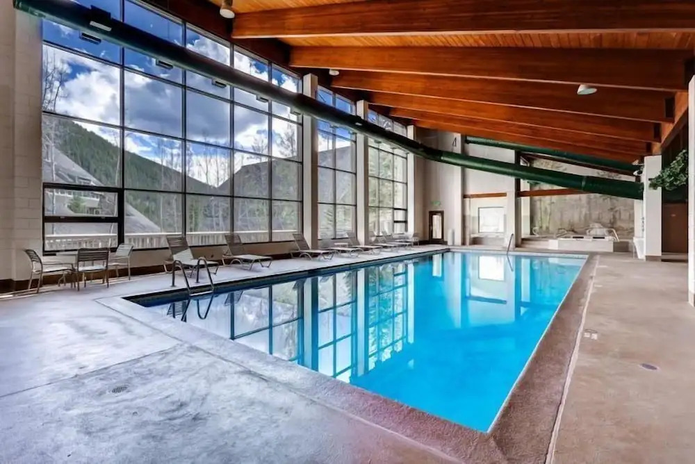 2 Bedroom Condo In West Keystone Near Lakeside Village