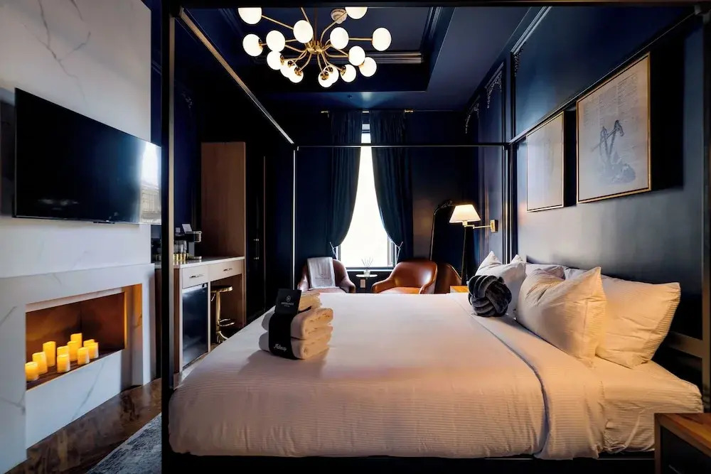 The Highliner Hotel