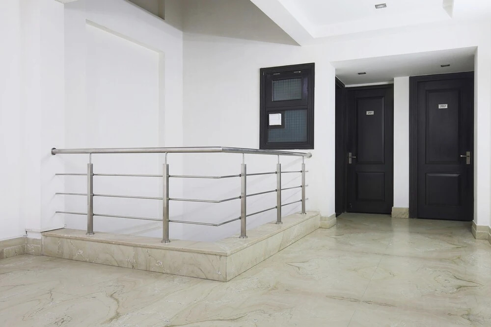 FabHotel Exotica Noida Expressway