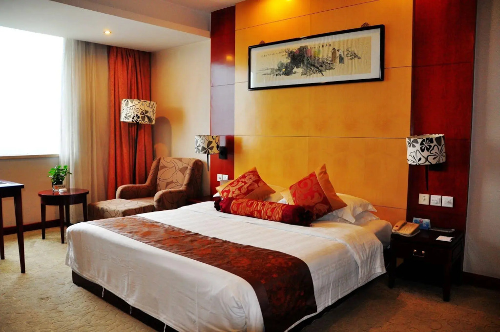 Xuyisizhou Junyue Hotel