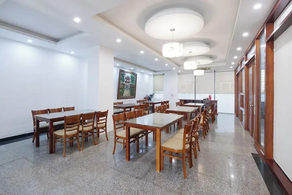 Ngan Ha Hotel Long Bien