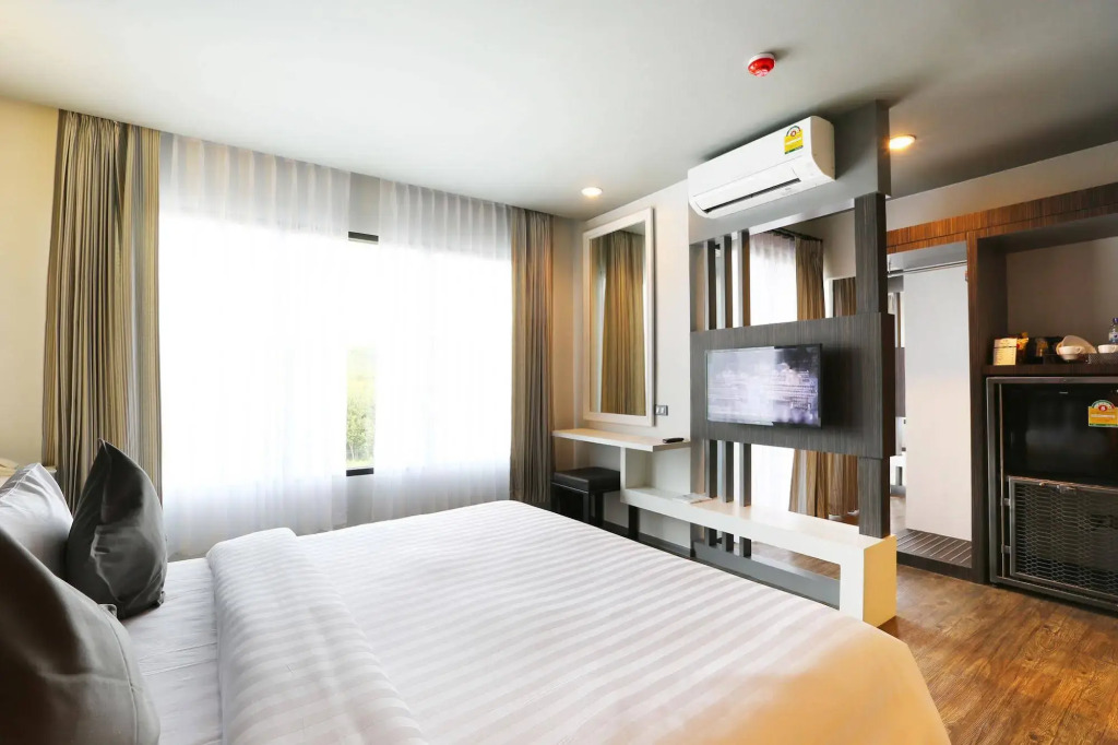 TR Rock Hill Hotel