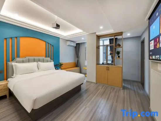 Jiaju Art Hotel (Qujing Railway Station Branch)